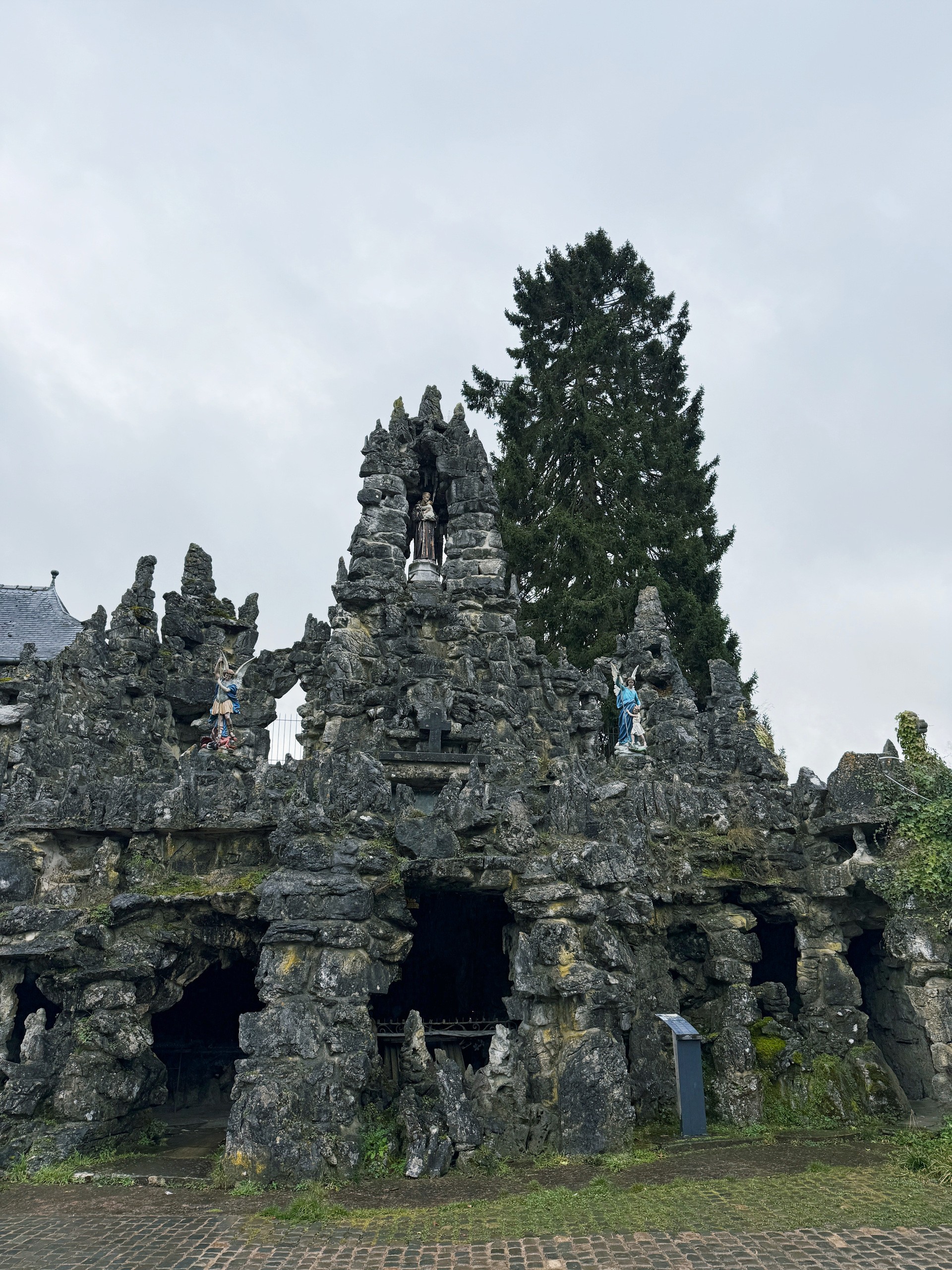 Grotte Saint Antoine de Padoue, Belgium